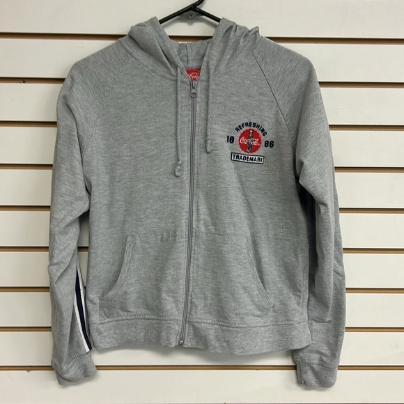 Coca Cola Brand Gray Hoodie embossed Refreshing 1886 Trademark Boys Size XL - Picture 1 of 12